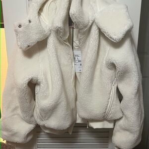 Alo Foxy Sherpa Jacket